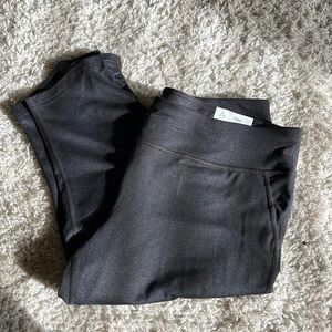 ASPIRE Large Capri WorkOut Pants